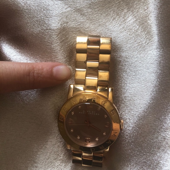 Marc Jacobs Women’s Rose Gold Watch - Picture 8 of 8